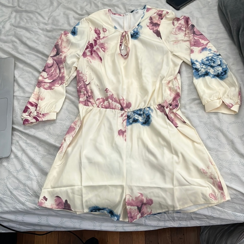 Floral Tie-Neck Romper